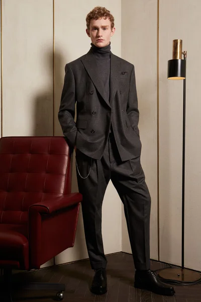 Look 48